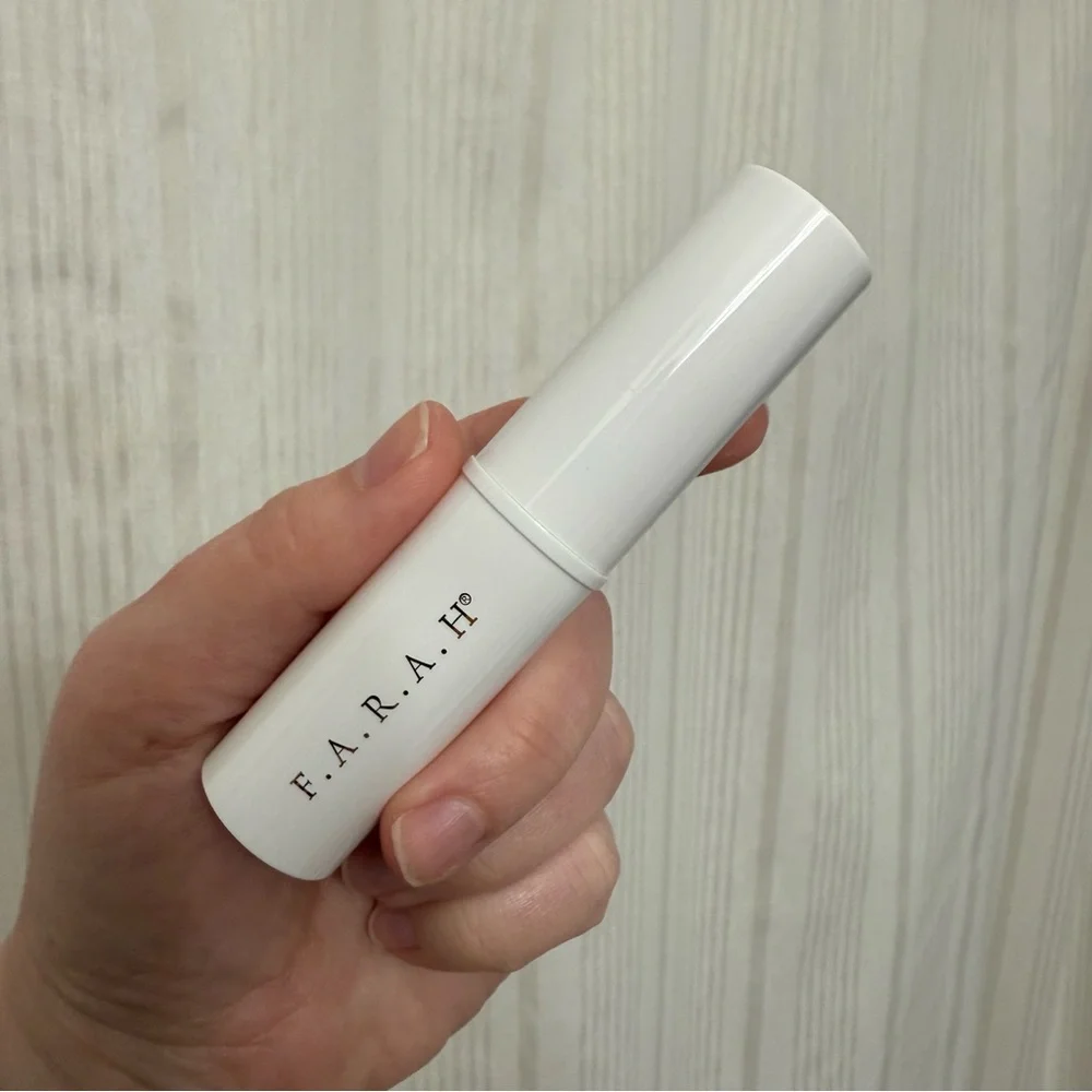 NIB🎉 FARAH Hunny Malai Blush Stick - She Creamy (Rose Petal Pink)